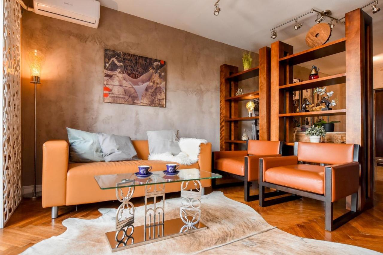 New - Elegant Duplex With Amazing View & Balcony - Homey Residence Boekarest Buitenkant foto
